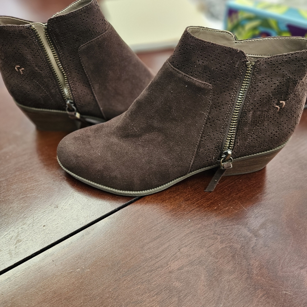 Brown Suede Ankle Boots with Zipper
